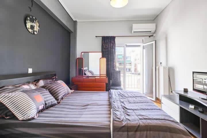 Topfloor Central Apt With Urban Views,3' To Metro 아테네 외부 사진
