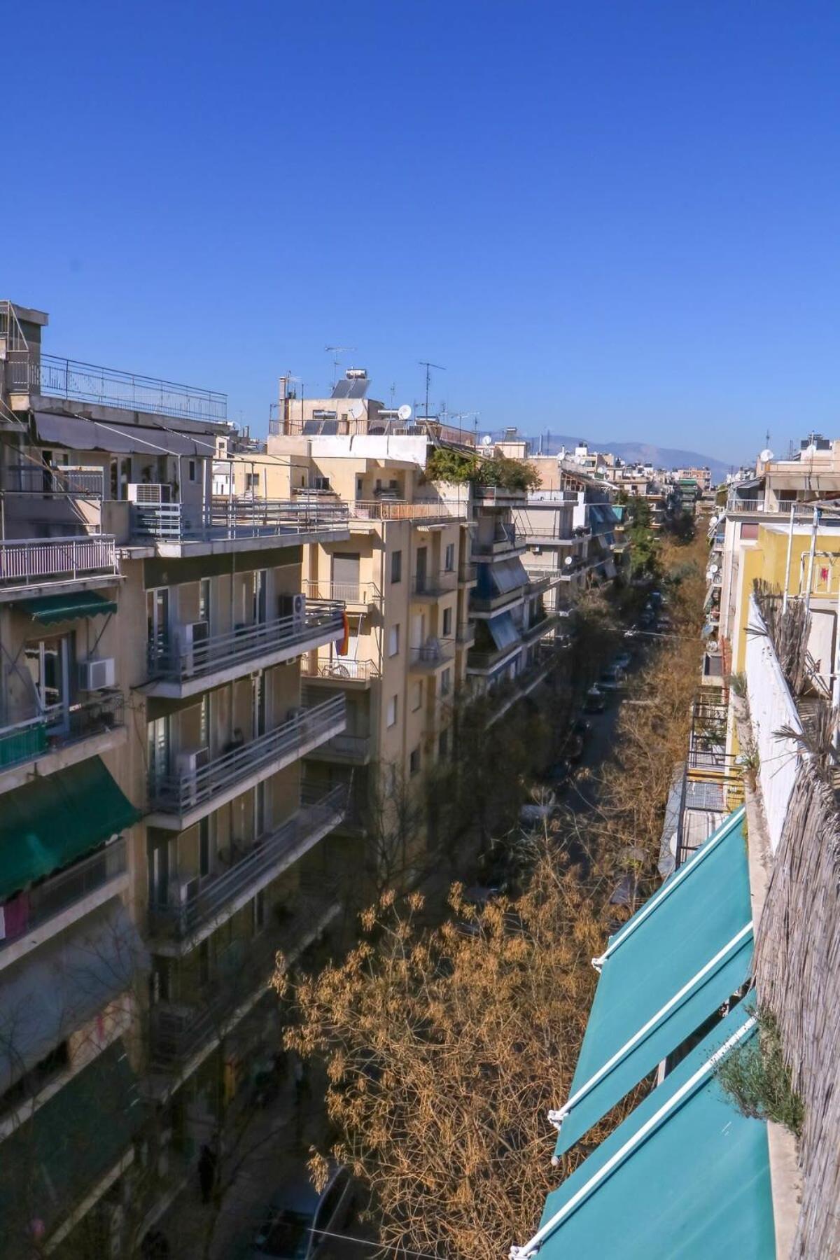 Topfloor Central Apt With Urban Views,3' To Metro 아테네 외부 사진